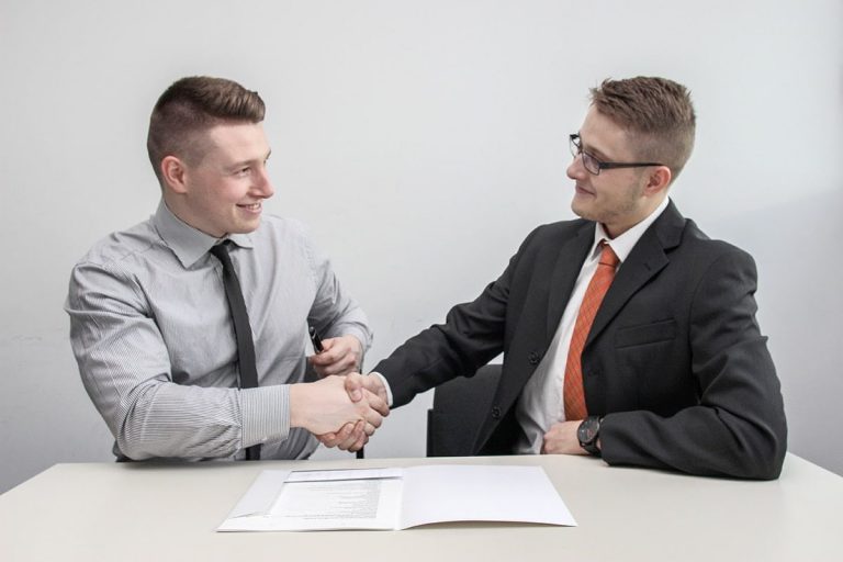 poznaj przydatne cechy sprzedawcy